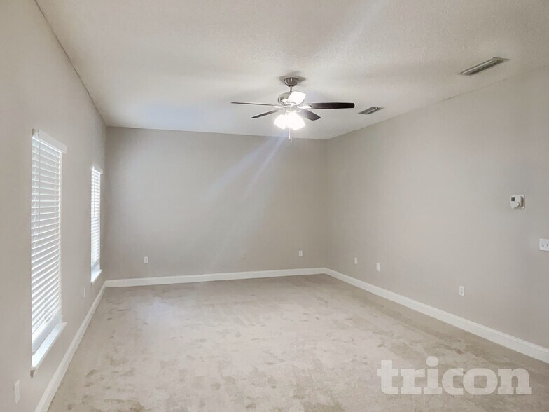 Building Photo - 3346 Double Ln