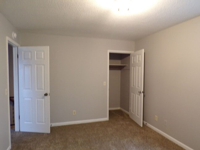 Building Photo - Anthony Circle Townhomes, Enterprise, AL