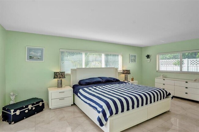 Building Photo - 3406 Robbins Rd