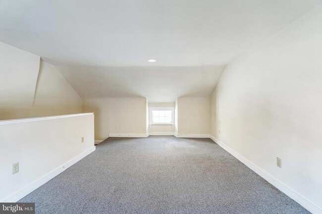 Building Photo - 4543 Baker St