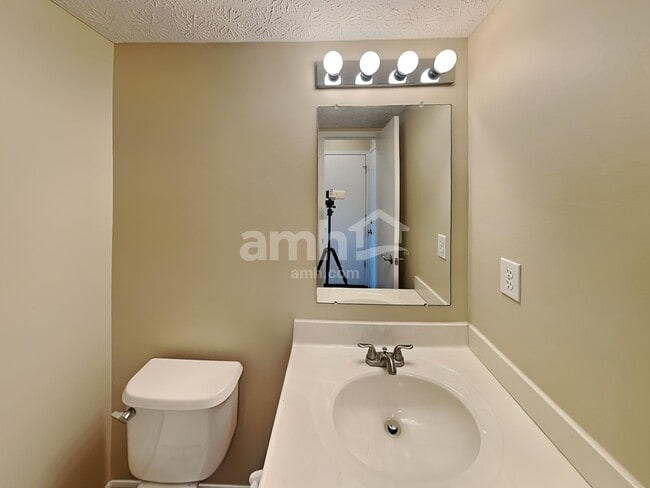 Building Photo - 5167 Algean Dr