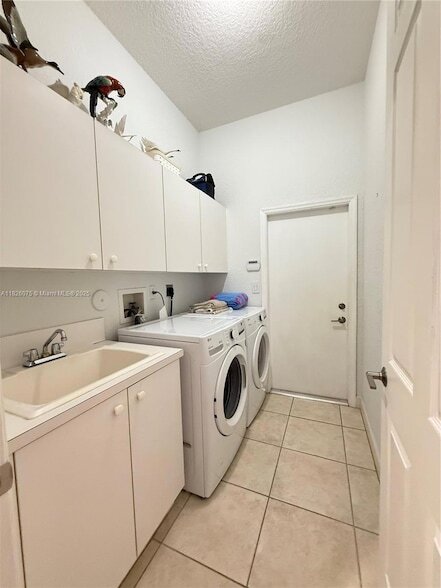 Building Photo - 11339 NW 71st St