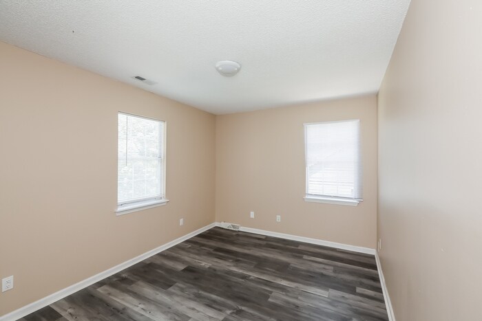 Building Photo - 13715 Dealtry Ln