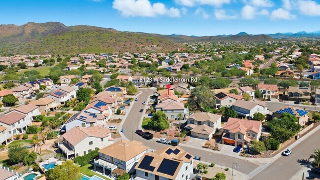 Building Photo - Spacious 3-Bedroom + Loft Home with Mountain Views in Stetson Valley