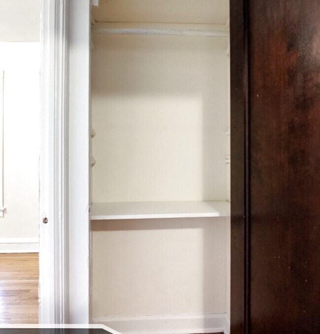 Building Photo - 2714 N Spaulding Ave