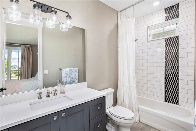 Building Photo - Stunning Custom Home in Harmony Club – Tim...