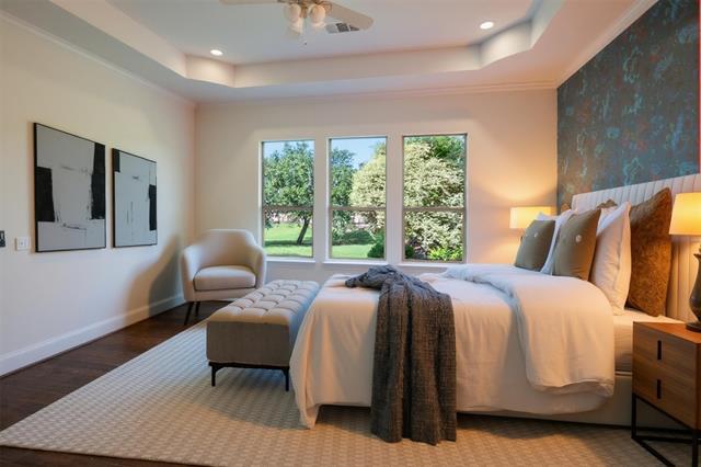 Building Photo - 3871 Venetian Way