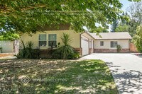 Building Photo - 7318 Zelzah Ave