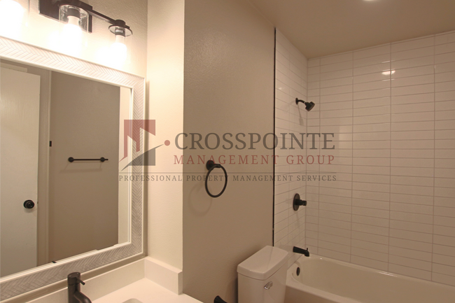 Building Photo - Remodeled 3-Bedroom, 1.5-Bath Retreat in North East Tyler!