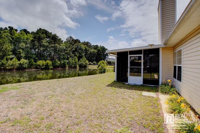 Building Photo - Johns Island Rental | Screened Porch & Pond Views
