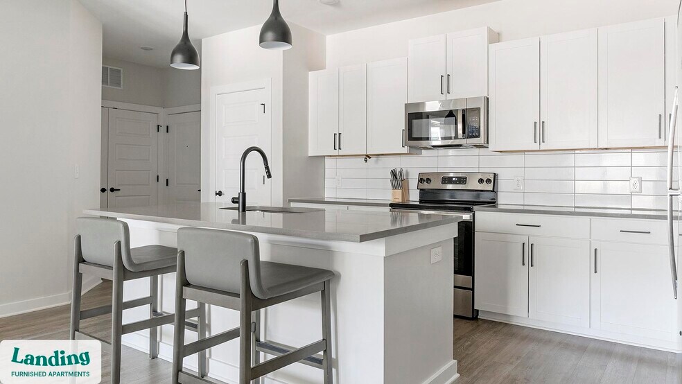 Building Photo - 1270 Hillcrest Dr