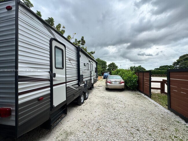 Building Photo - 12201 SW 64th St