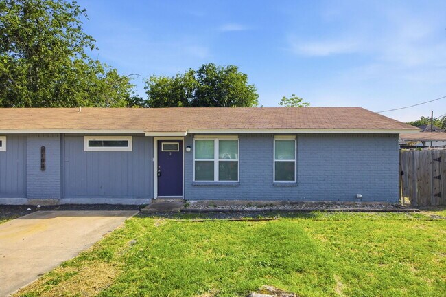 Building Photo - 1103 Booker Ave