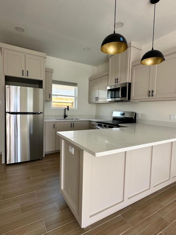 Building Photo - 2100 E San Andrea St