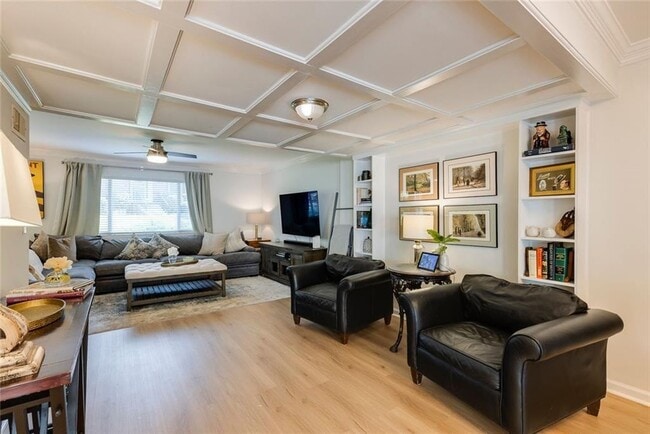 Building Photo - 7090 Stonington Dr NE