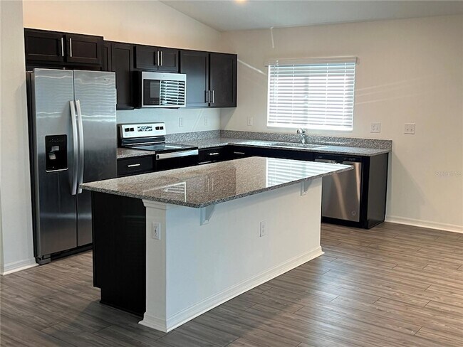 Building Photo - 3838 Whitetail Ct