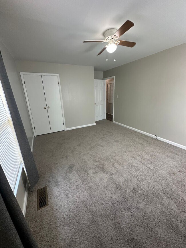 Building Photo - 3514 Ridgecrest Ave