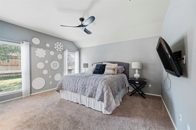 Building Photo - 9905 Cottontail Ln