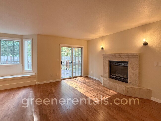 Building Photo - Beautiful 4BD/2.5BA West Olympia Home in Quiet Neighborhood