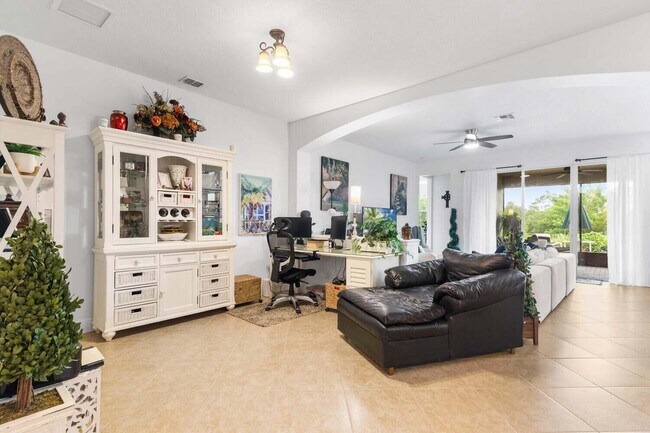 Building Photo - 12170 SW Bennington Cir