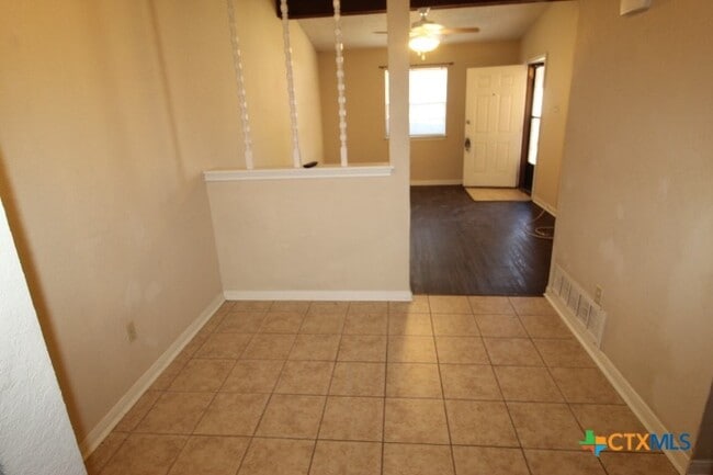 Building Photo - 403 Northern Dove Ln