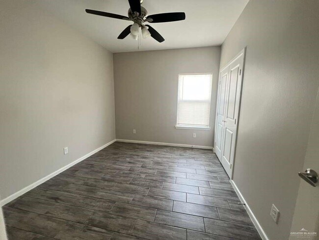 Building Photo - 7 Sandpiper Ave