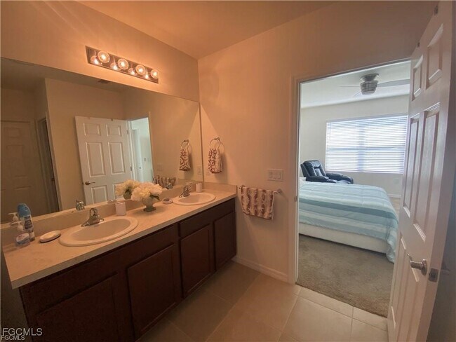 Building Photo - 10531 Canal Brook Ln