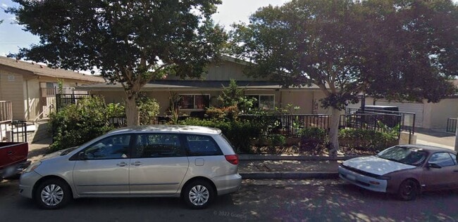 Primary Photo - 17442 Queens Ln