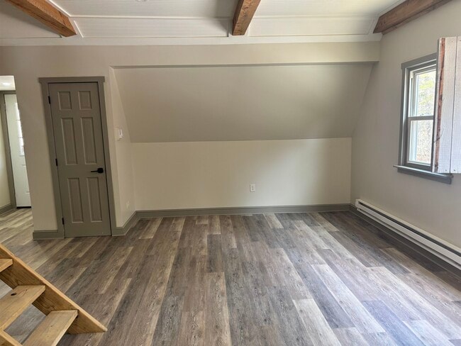 Building Photo - 615 Bean Rd