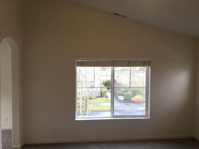 Building Photo - 1698 Riley Ln