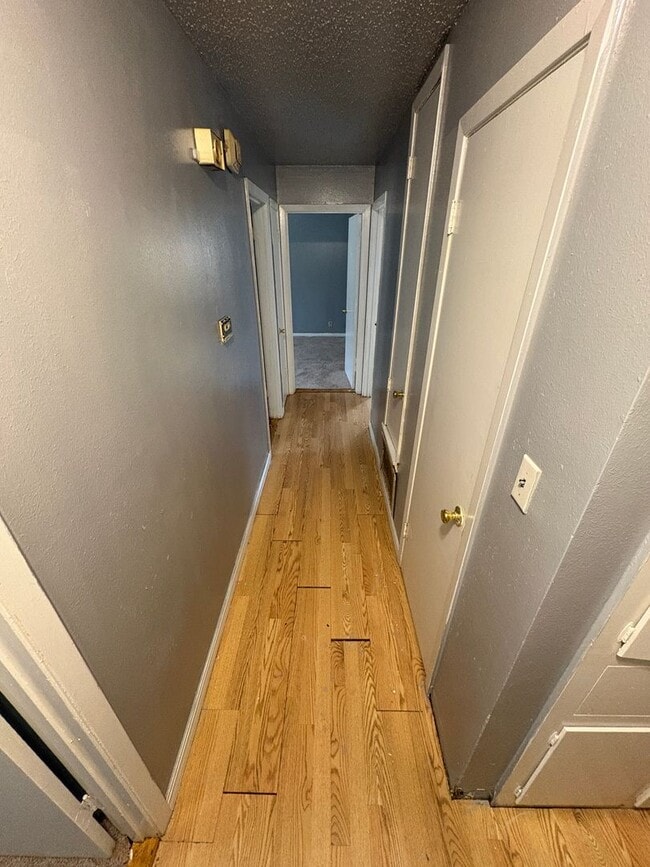 Building Photo - 5526 Cross Timbers Dr