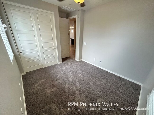 Building Photo - 11541 W Ashby Dr