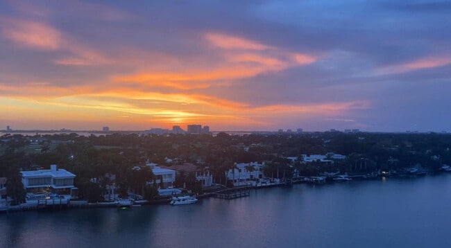 Building Photo - 5600 Collins Ave