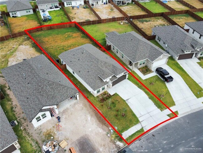 Building Photo - 8313 N 34th Ln