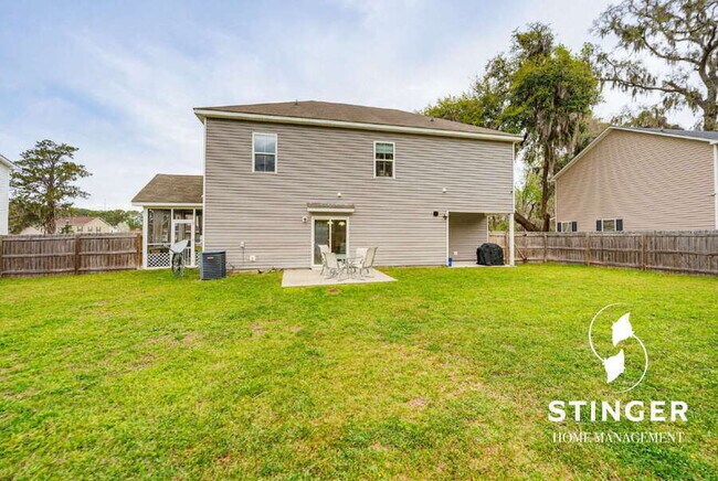 Building Photo - 11 Mint Farm Dr