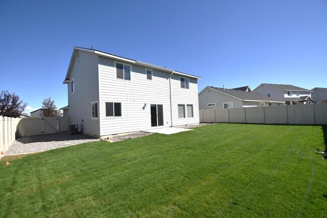 Building Photo - 6825 S Allegiance Ave