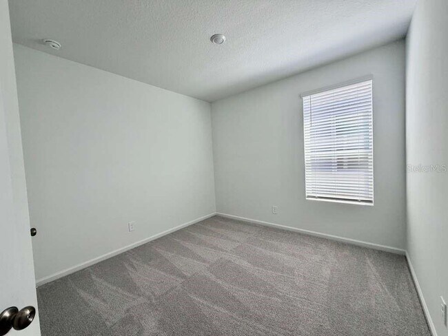 Building Photo - 5111 Natalia Dr