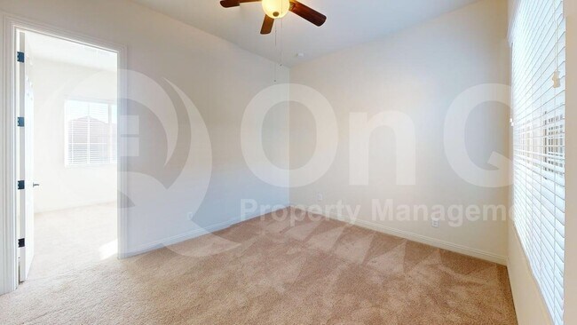 Building Photo - 2714 W Plateau Rdg Dr