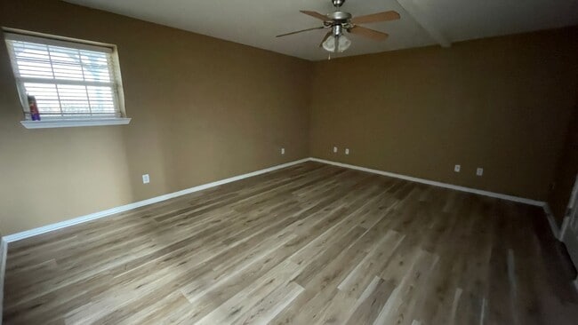 Building Photo - 13823 Harold Dr