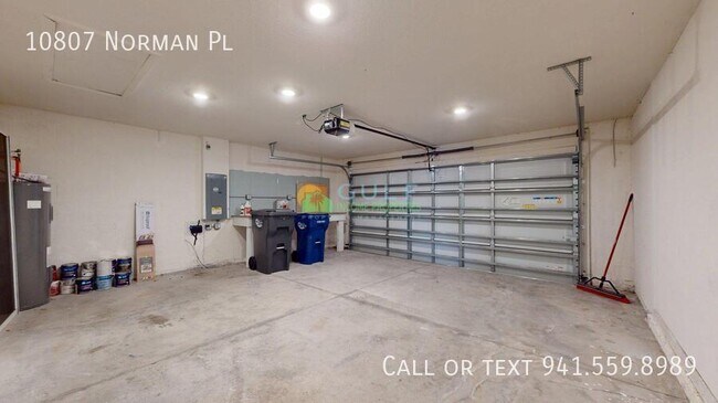 Building Photo - 10807 Norman Pl