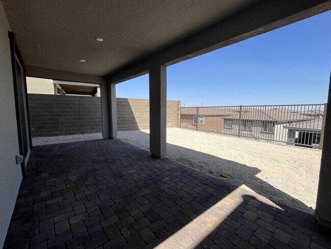 Building Photo - 396 Purple Sandpiper St