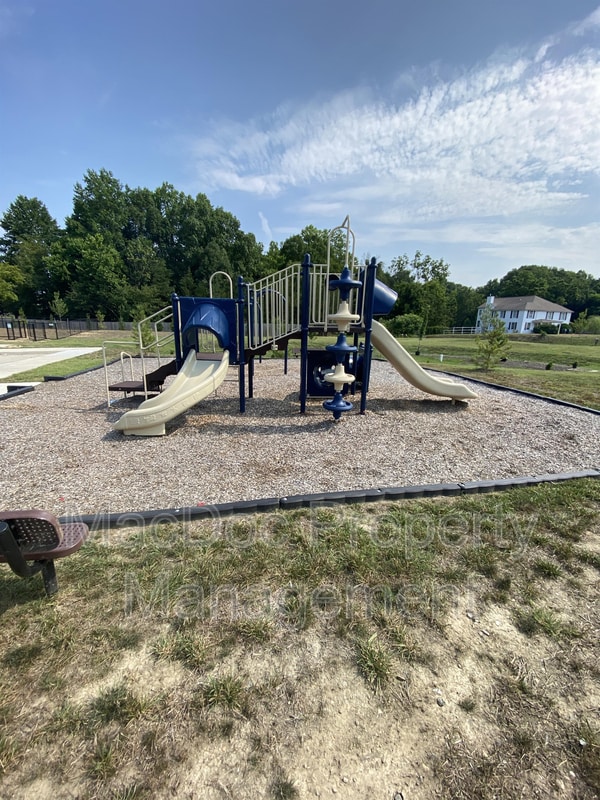 Building Photo - 9730 Cedarmass Cir