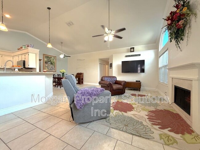 Building Photo - 5328 Denver Dr