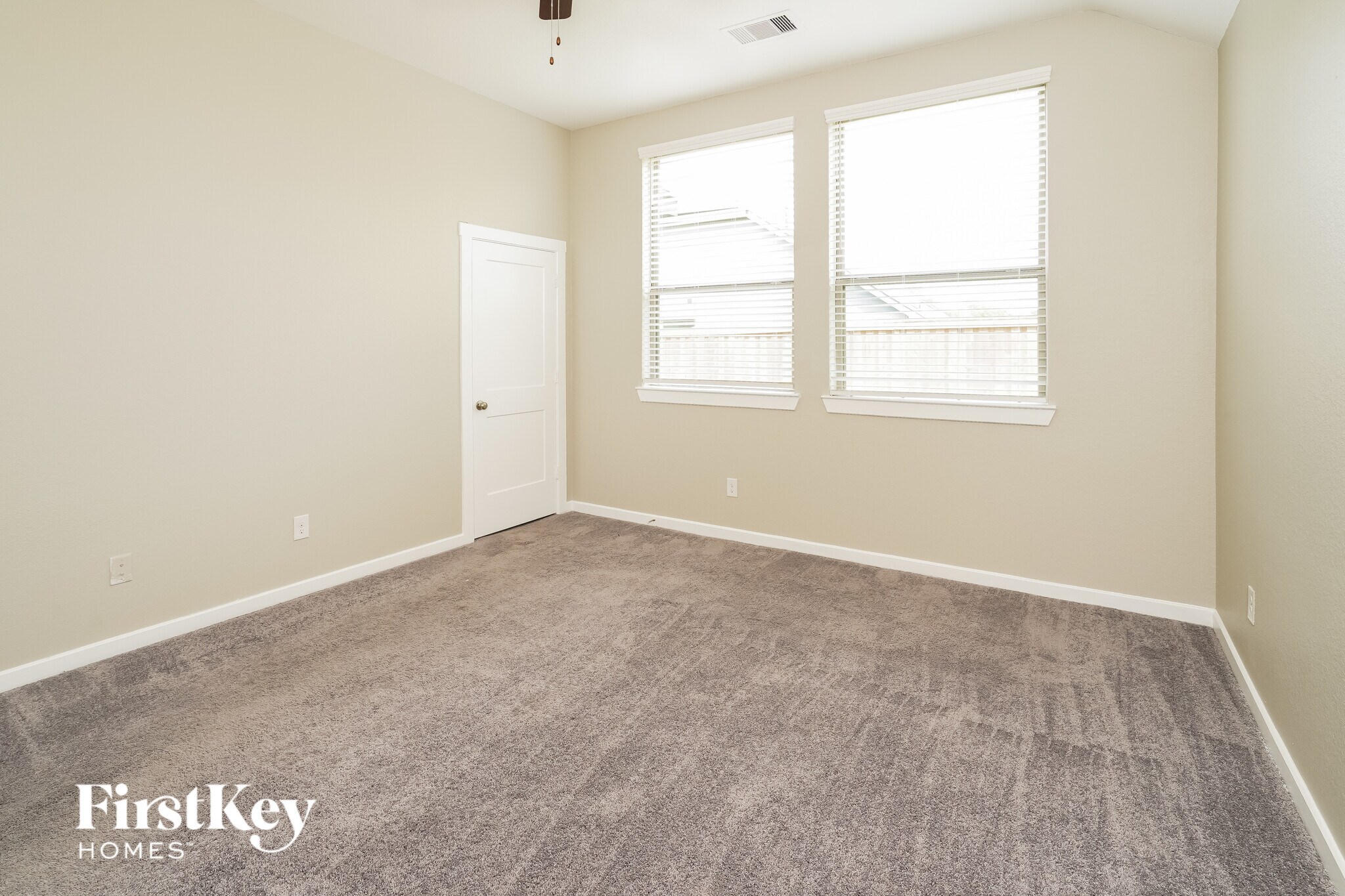 Building Photo - 27005 Sofia Forest Dr