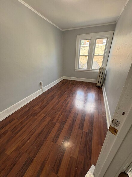Building Photo - 22 McKay Ave