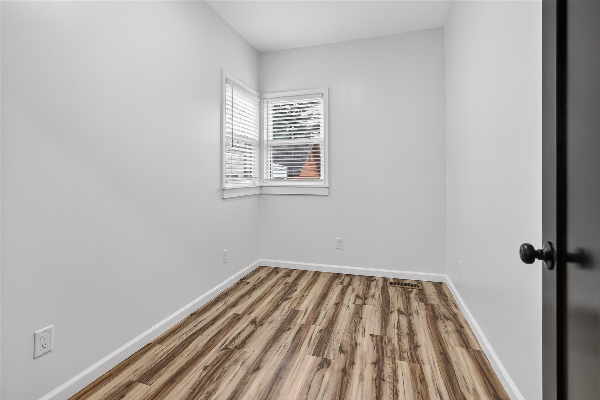 Building Photo - 509 McDonald St