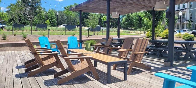 Building Photo - 2835 Olde Town Park Dr