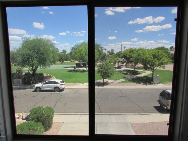 Building Photo - 1346 S Palomino Creek Dr