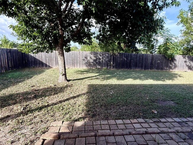 Building Photo - 1506 Cora Marie Dr
