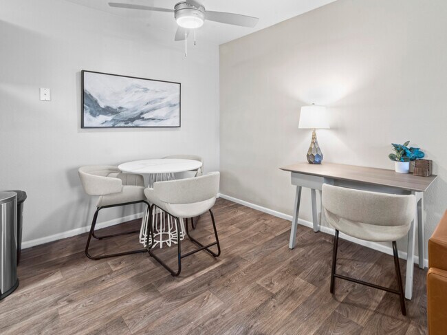 Building Photo - 1153 N Redwood Rd